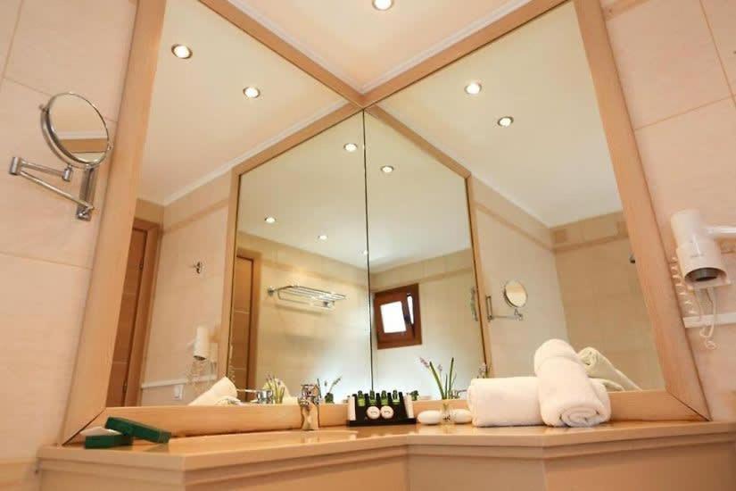 Luxury Nefeli In Skiathos Featuring An Exclusive Private Pool Oasis *