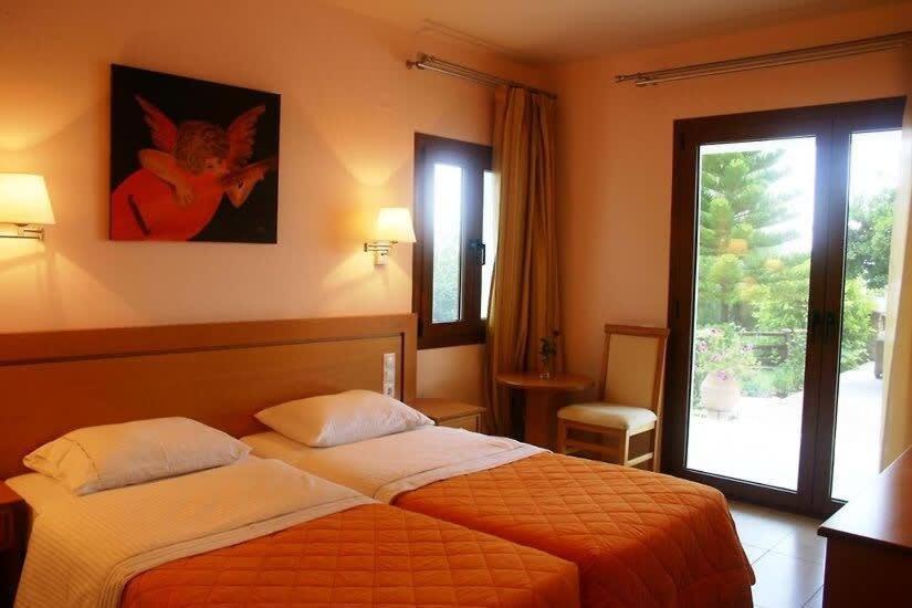 Luxury Nefeli In Skiathos Featuring An Exclusive Private Pool Oasis Troulos