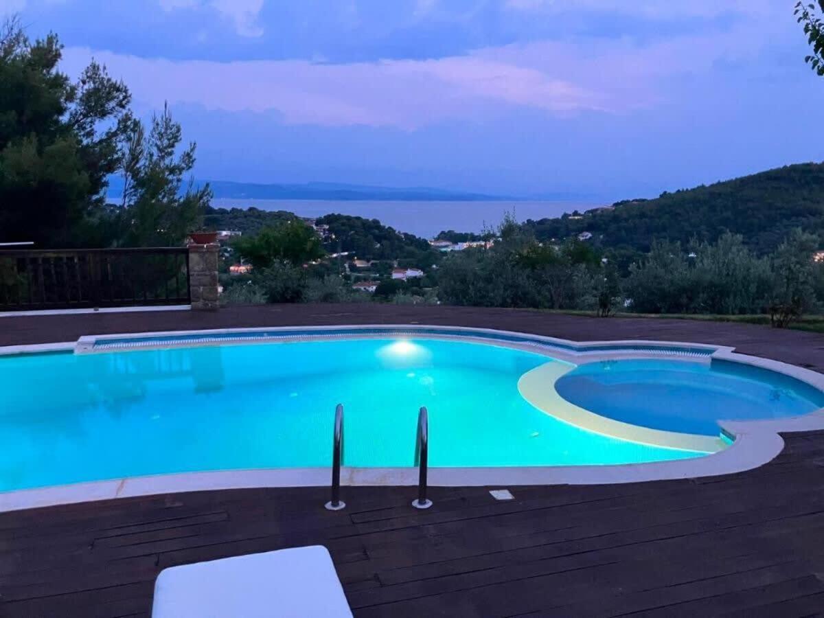 Luxury Nefeli In Skiathos Featuring An Exclusive Private Pool Oasis * Troulos
