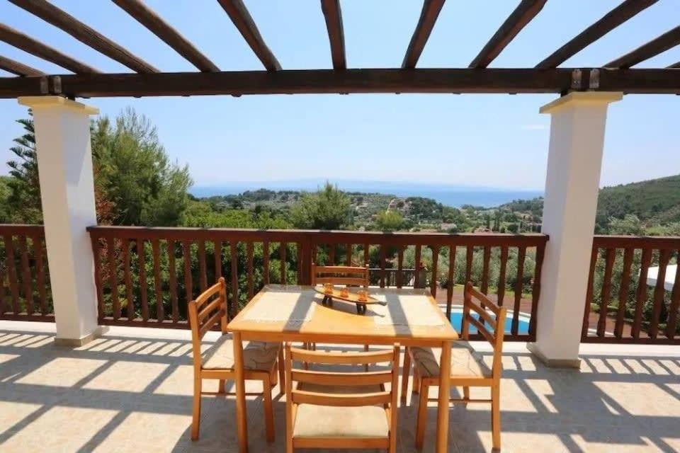 Villa Luxury Nefeli In Skiathos Featuring An Exclusive Private Pool Oasis